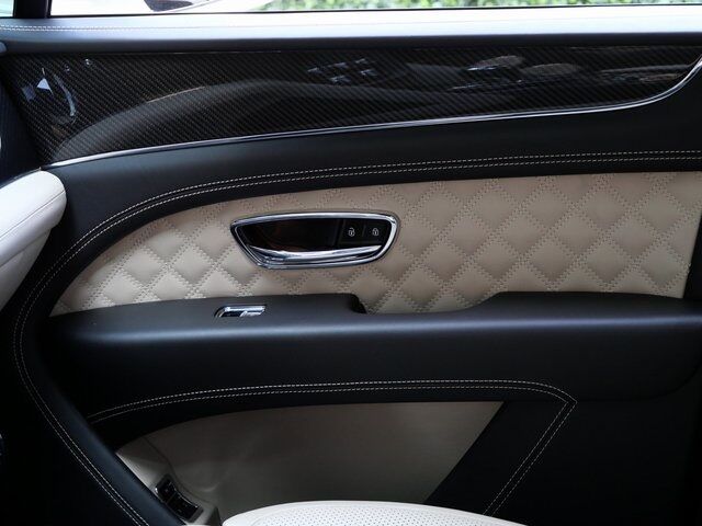 2021 Bentley Bentayga V8 V8 Lawrence KS