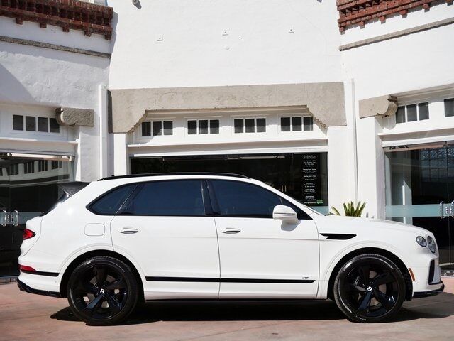 2021 Bentley Bentayga V8 V8 Lawrence KS