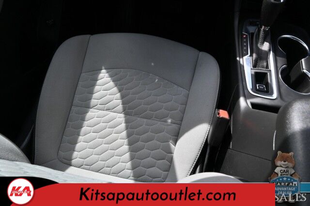 2021 Chevrolet Equinox LT / AWD / Driver Convenience Pkg / Auto Start / Power & Heated Cloth Seats / Lane Departure & Blind Spot Alert / Apple CarPlay & Android Auto / Back Up Camera / Keyless Entry & Start / Power Liftgate / 1-Owner Banglore
