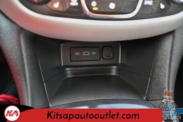 2021 Chevrolet Equinox LT / AWD / Driver Convenience Pkg / Auto Start / Power & Heated Cloth Seats / Lane Departure & Blind Spot Alert / Apple CarPlay & Android Auto / Back Up Camera / Keyless Entry & Start / Power Liftgate / 1-Owner Banglore