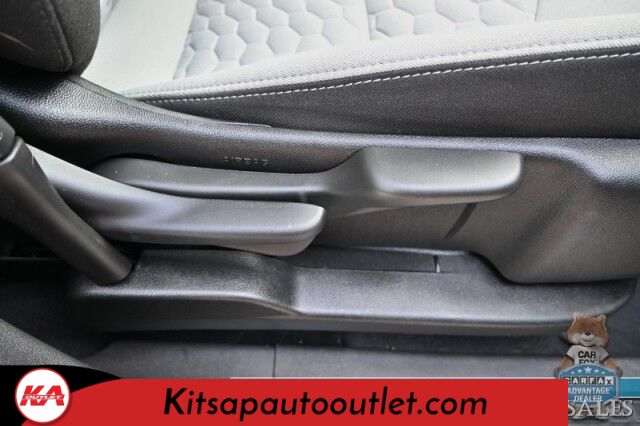 2021 Chevrolet Equinox LT / AWD / Driver Convenience Pkg / Auto Start / Power & Heated Cloth Seats / Lane Departure & Blind Spot Alert / Apple CarPlay & Android Auto / Back Up Camera / Keyless Entry & Start / Power Liftgate / 1-Owner Banglore