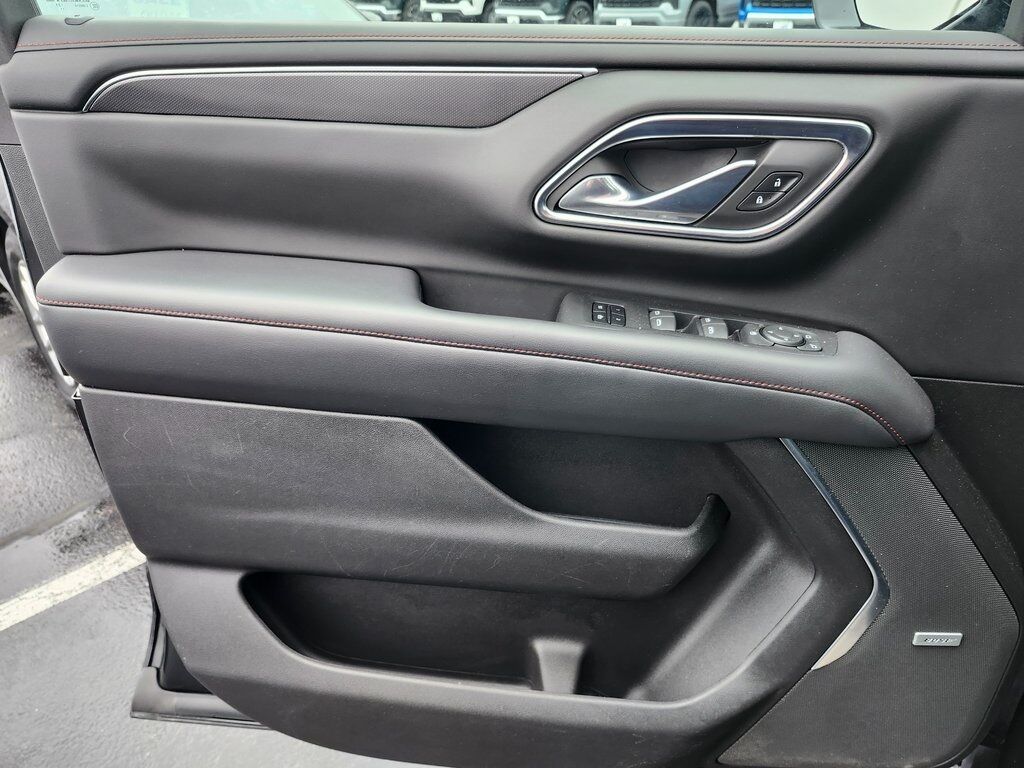 2021 Chevrolet Suburban RST Green Bay WI