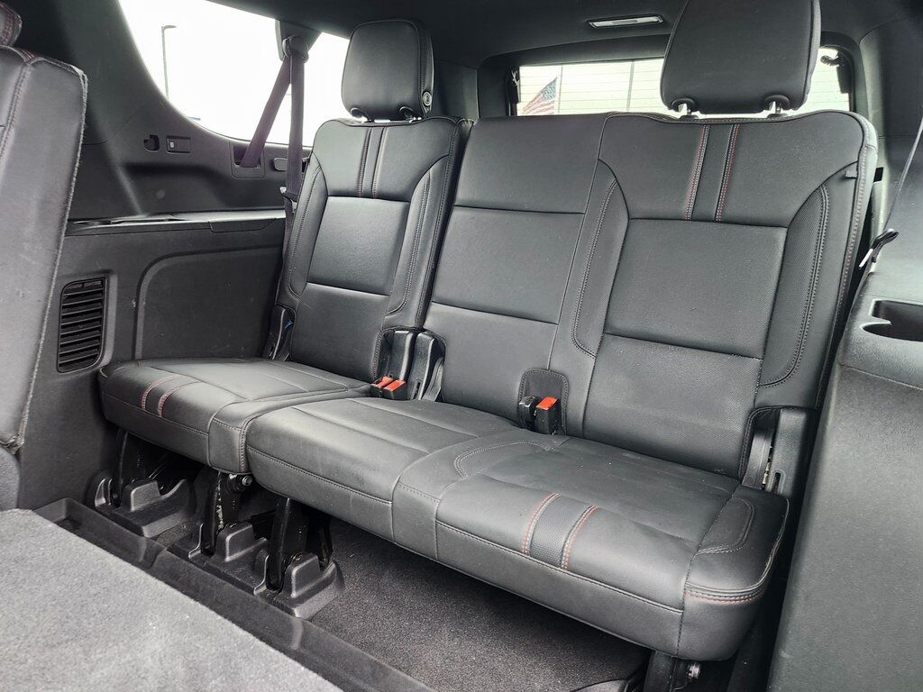 2021 Chevrolet Suburban RST Green Bay WI