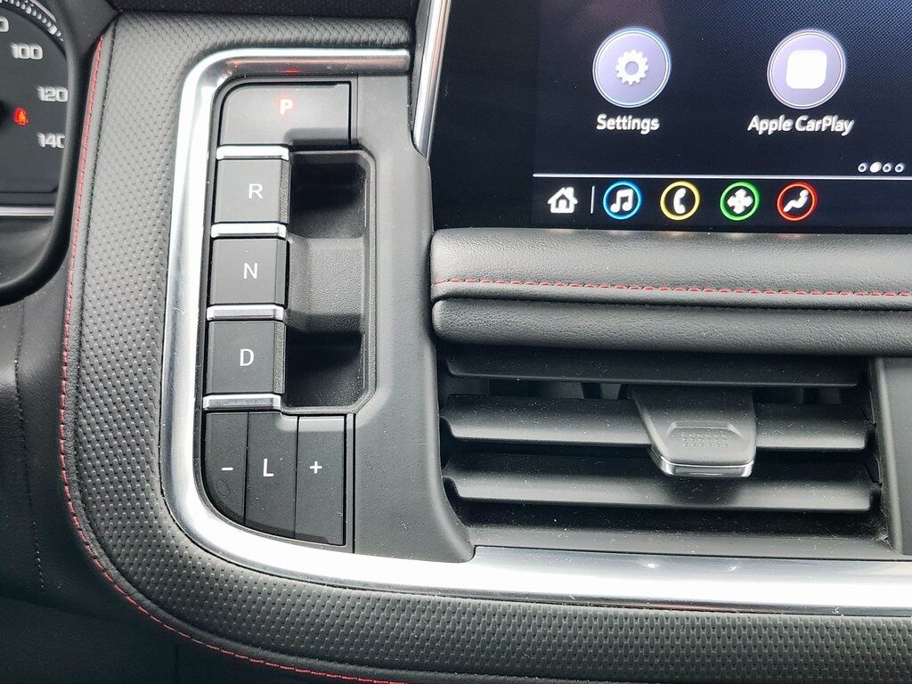 2021 Chevrolet Suburban RST Green Bay WI