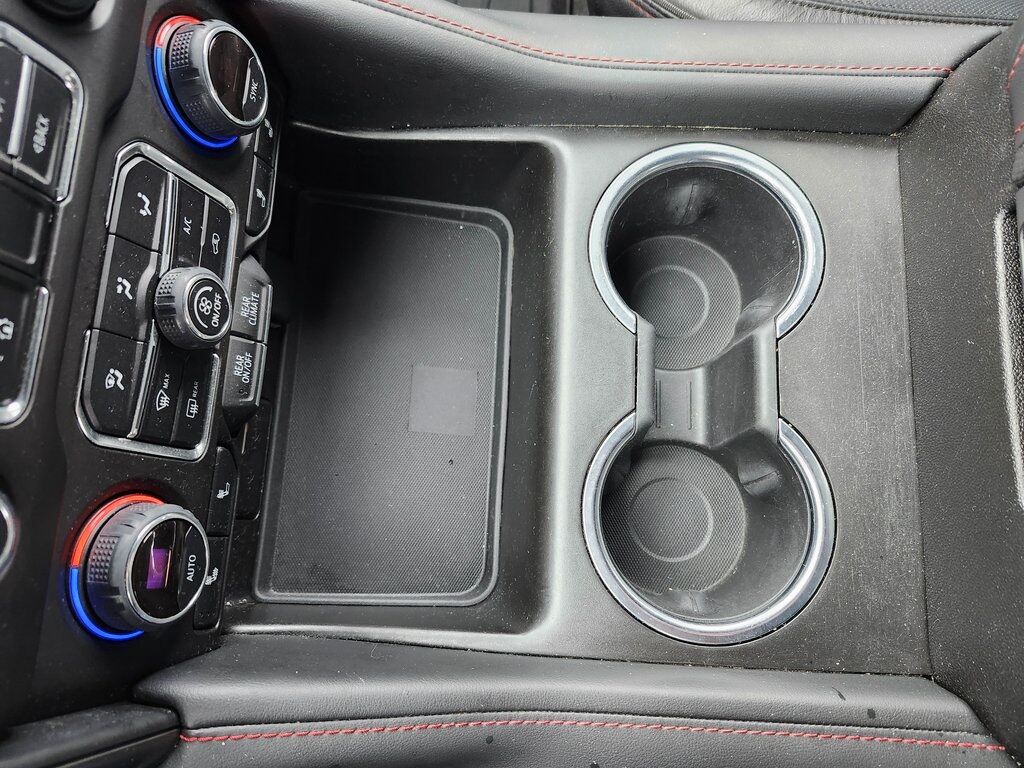 2021 Chevrolet Suburban RST Green Bay WI