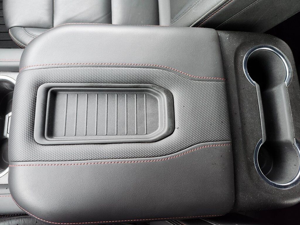 2021 Chevrolet Suburban RST Green Bay WI