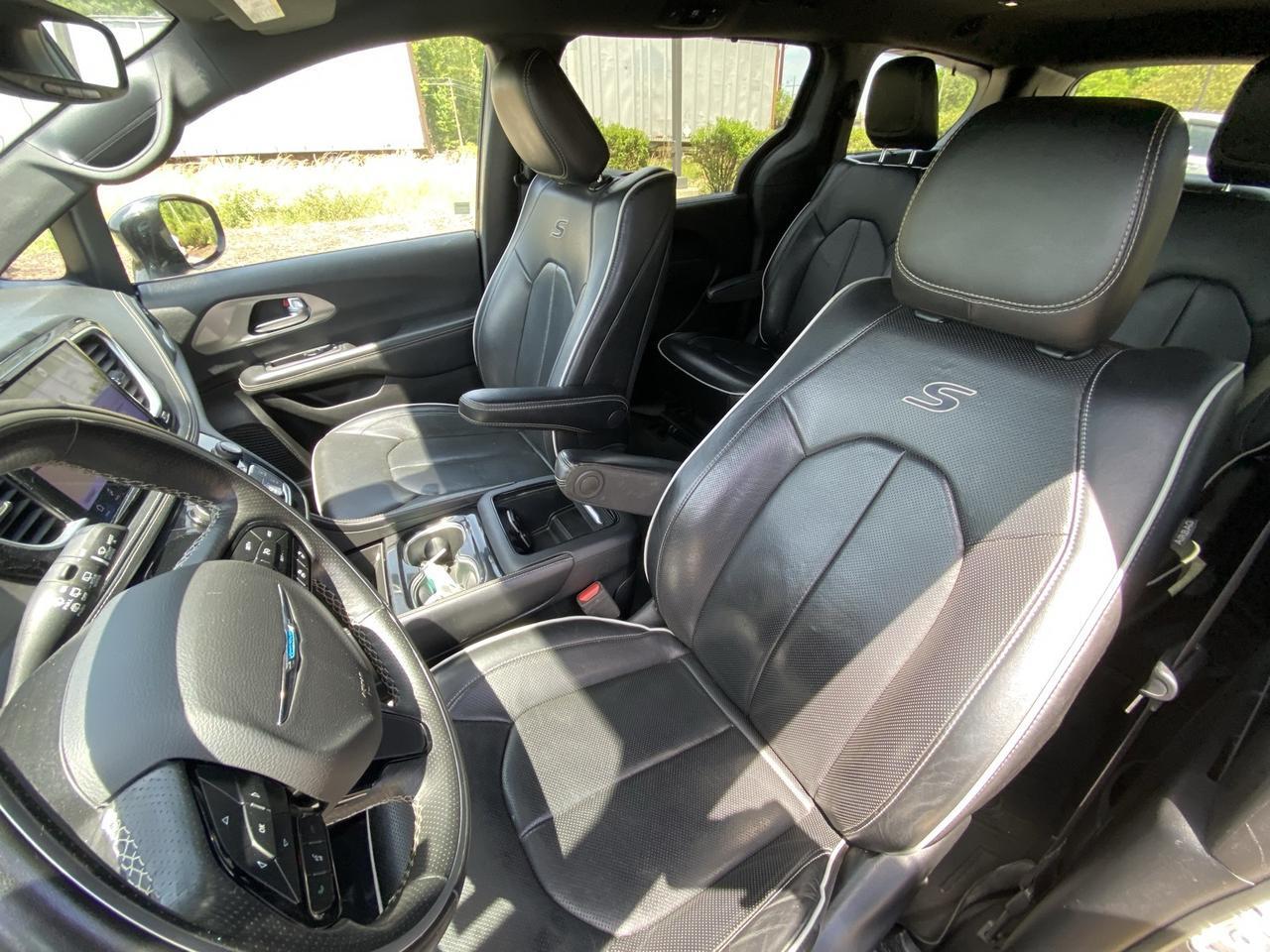 2021 Chrysler Pacifica Hybrid Limited Ashland VA