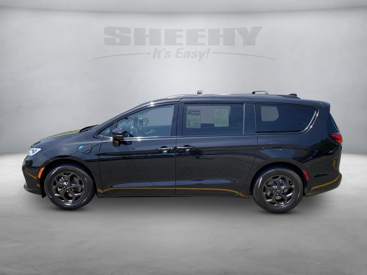 2021 Chrysler Pacifica Hybrid Limited Ashland VA