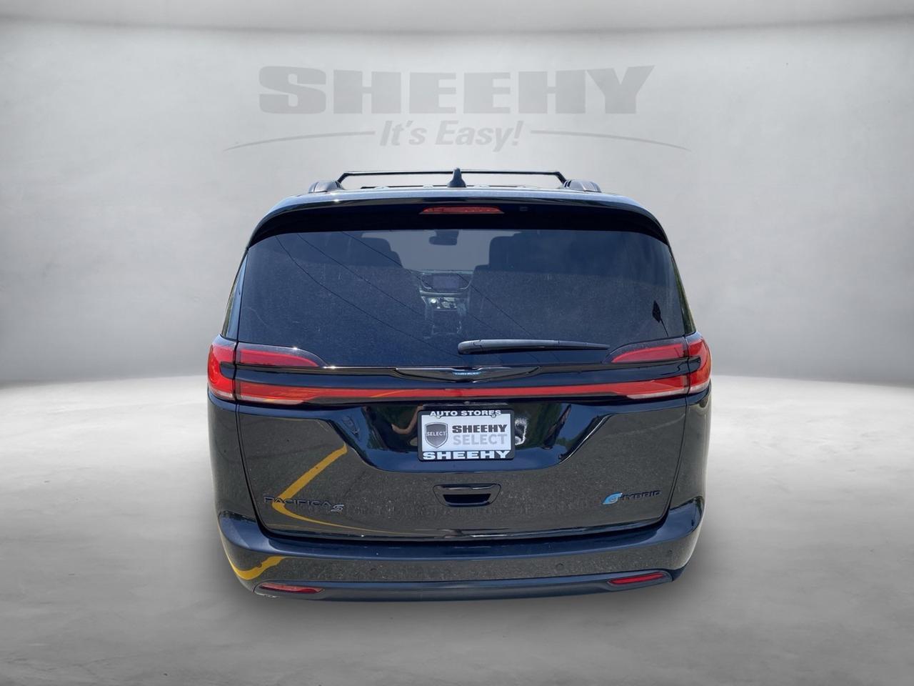 2021 Chrysler Pacifica Hybrid Limited Ashland VA