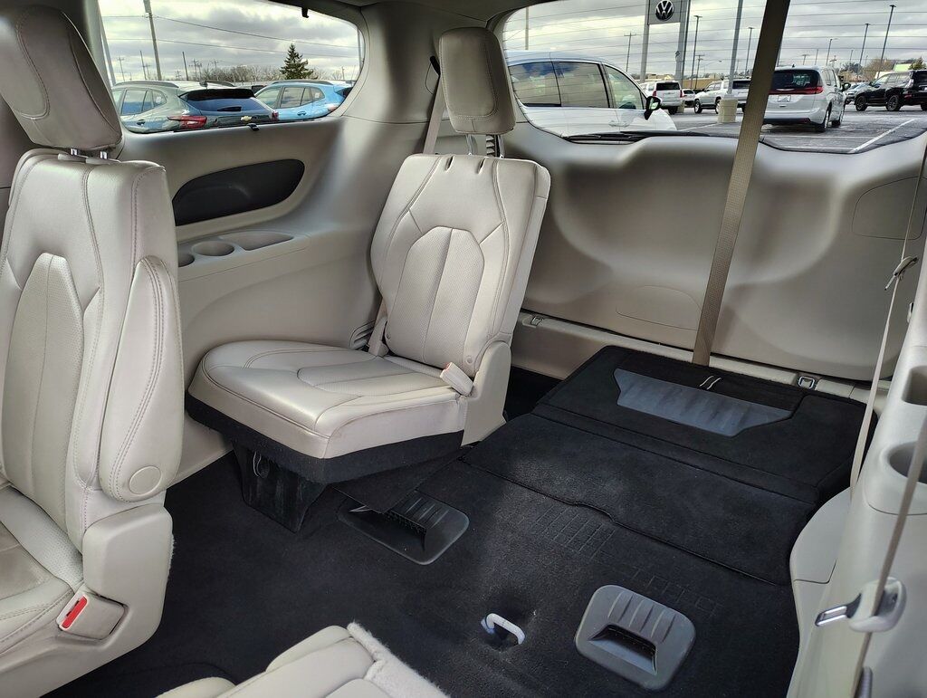 2021 Chrysler Pacifica Touring L Green Bay WI