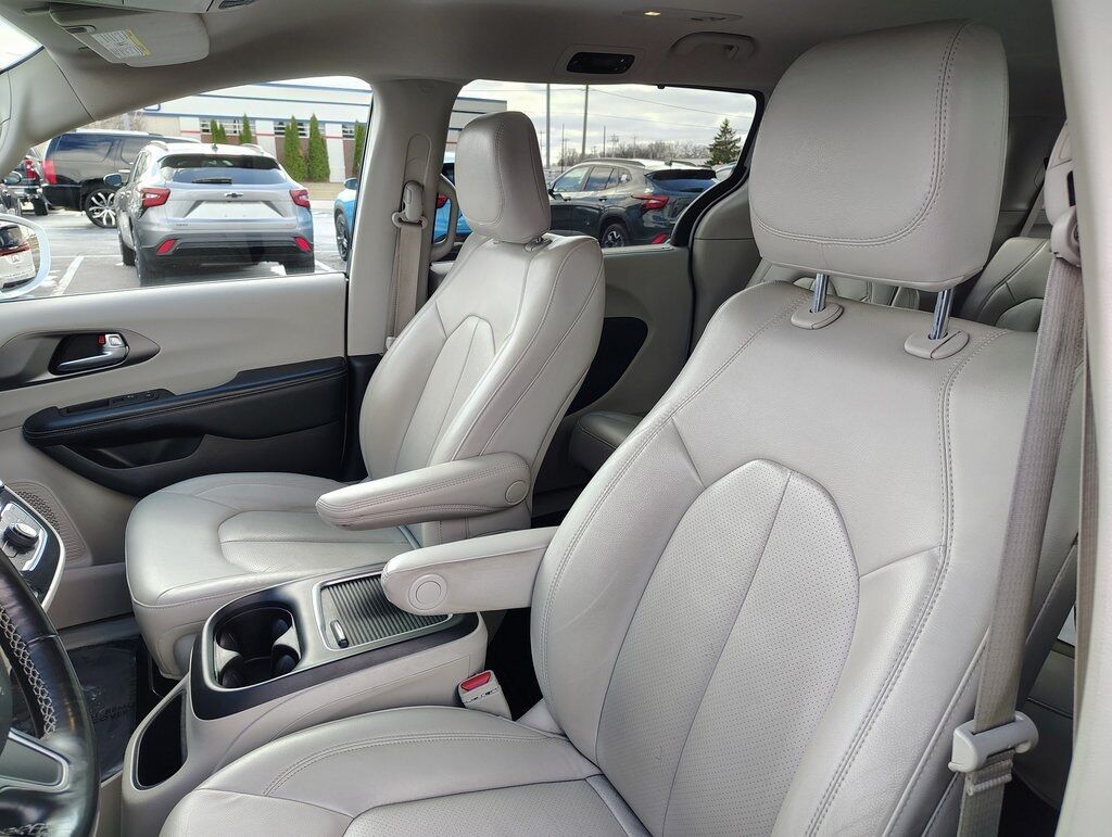 2021 Chrysler Pacifica Touring L Green Bay WI