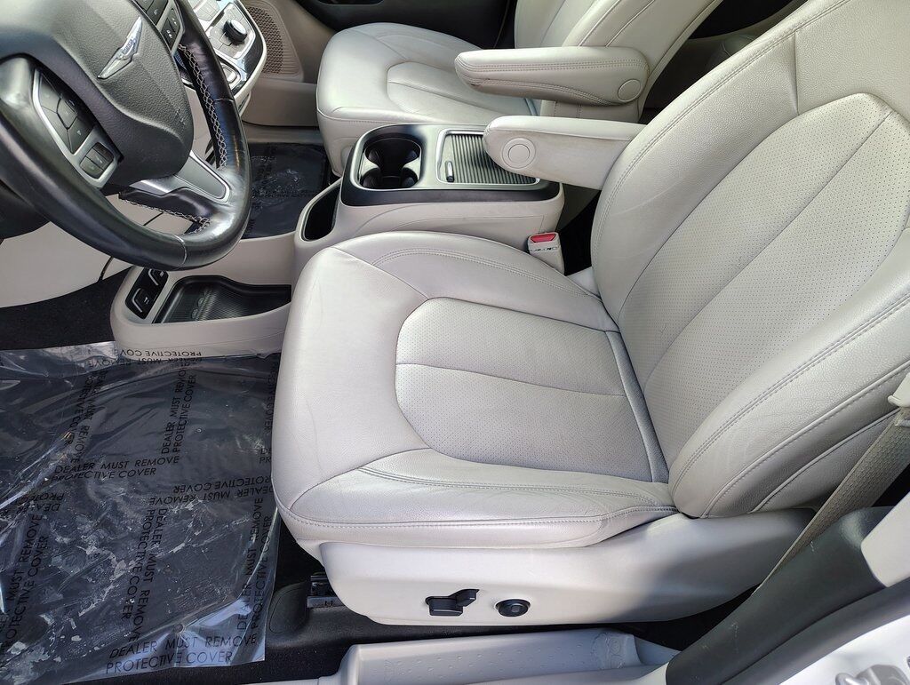 2021 Chrysler Pacifica Touring L Green Bay WI