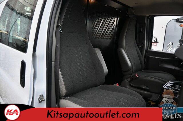 2021 GMC Savana Cargo Van 2500 / Chrome Appearance & Cold Climate Pkg / 4.3L V6 / Driver Convenience Pkg / Bulkhead / Power Locks, Windows & Mirrors / Aux Input / Air Conditioning / Cruise Control / Running Boards / 1-Owner Banglore