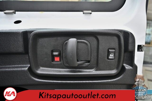 2021 GMC Savana Cargo Van 2500 / Chrome Appearance & Cold Climate Pkg / 4.3L V6 / Driver Convenience Pkg / Bulkhead / Power Locks, Windows & Mirrors / Aux Input / Air Conditioning / Cruise Control / Running Boards / 1-Owner Banglore