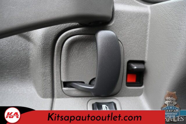 2021 GMC Savana Cargo Van 2500 / Chrome Appearance & Cold Climate Pkg / 4.3L V6 / Driver Convenience Pkg / Bulkhead / Power Locks, Windows & Mirrors / Aux Input / Air Conditioning / Cruise Control / Running Boards / 1-Owner Banglore