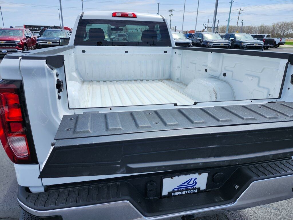 2021 GMC Sierra 1500 Base Green Bay WI