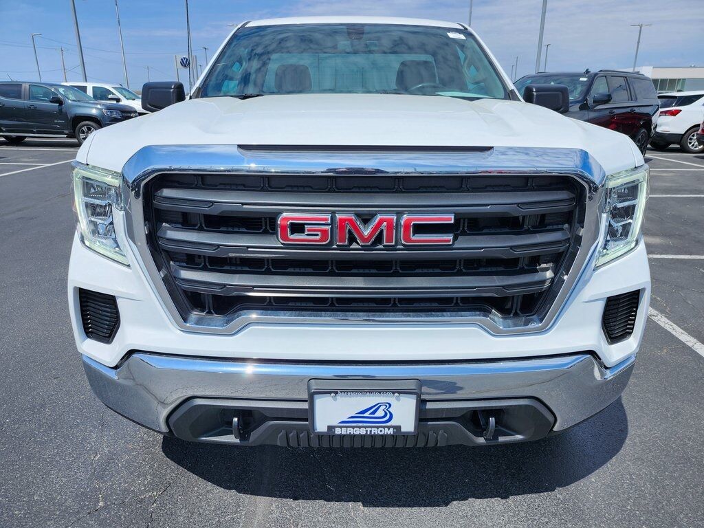 2021 GMC Sierra 1500 Base Green Bay WI