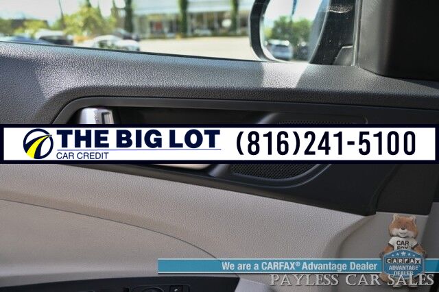 2021 Hyundai Tucson Value / AWD / Power & Heated Cloth Seats / Blind Spot & Collision Alert / Lane Departure Alert / Apple CarPlay & Android Auto / Back Up Camera / Cruise Control / Keyless Entry & Start / 25 MPG Banglore