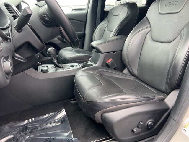 2021 Jeep Cherokee Latitude Lux Green Bay WI