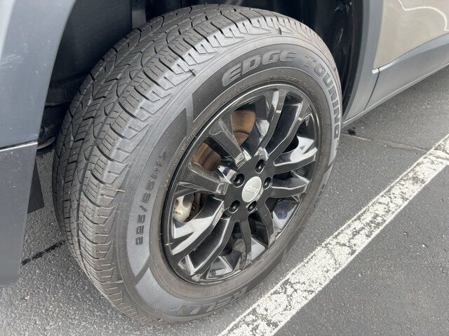 2021 Jeep Cherokee Latitude Lux Green Bay WI