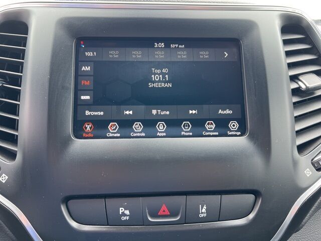 2021 Jeep Cherokee Latitude Lux Green Bay WI