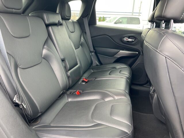 2021 Jeep Cherokee Latitude Lux Green Bay WI