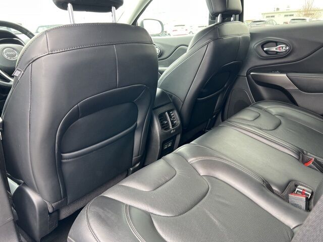 2021 Jeep Cherokee Latitude Lux Green Bay WI