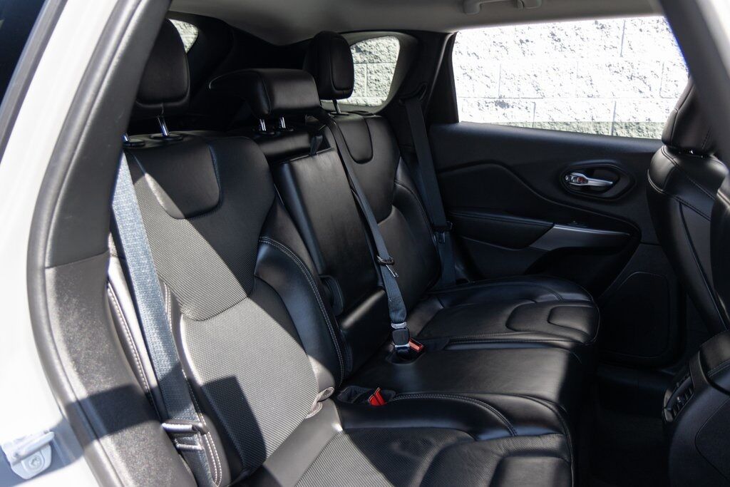 2021 Jeep Cherokee Latitude Lux Kenosha WI