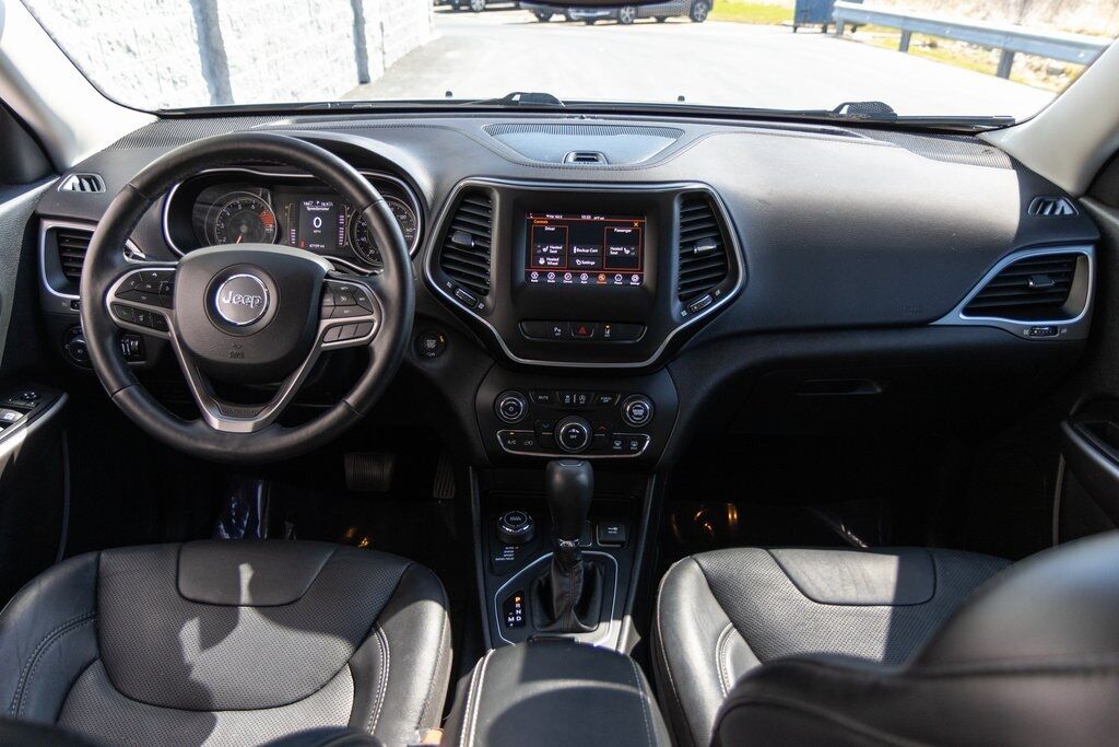 2021 Jeep Cherokee Latitude Lux Kenosha WI