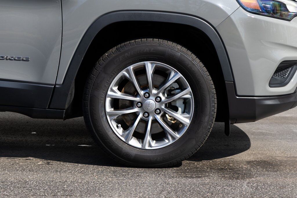 2021 Jeep Cherokee Latitude Lux Kenosha WI