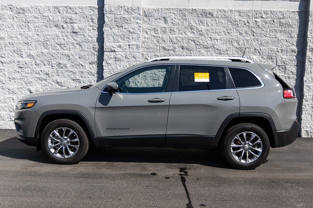 2021 Jeep Cherokee Latitude Lux Kenosha WI