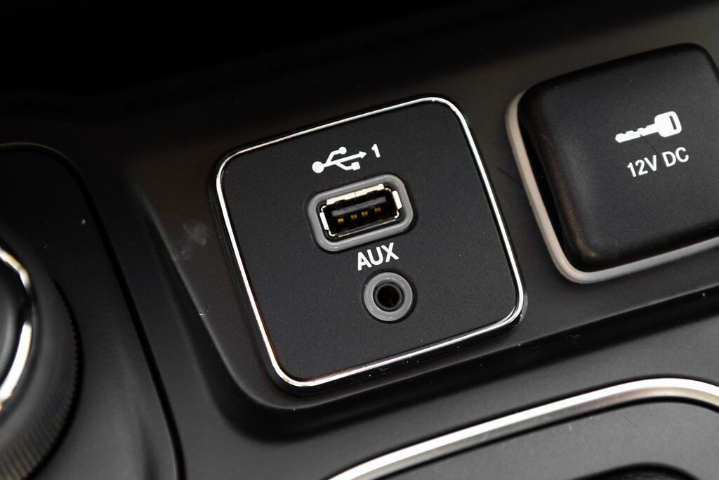 2021 Jeep Cherokee Latitude Lux Kenosha WI