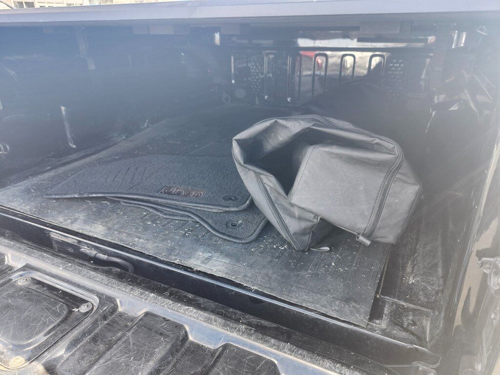 2021 Jeep Gladiator Rubicon Green Bay WI