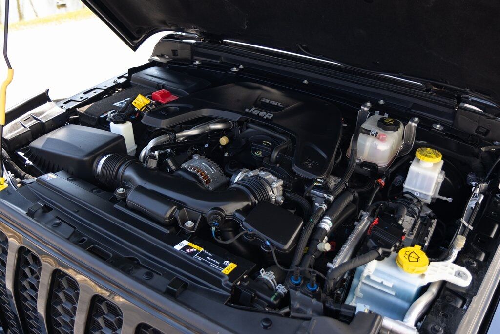 2021 Jeep Gladiator Willys Kenosha WI