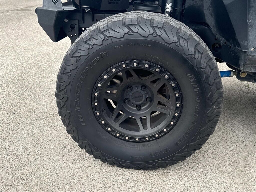 2021 Jeep Gladiator Willys Quincy MA