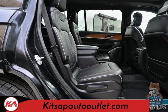 2021 Jeep Grand Cherokee L Summit Reserve / 4X4 / Advanced & Luxury Tech Group / Auto Start / Heated & Cooled Leather Seats / Heated Steering / Sunroof / Adaptive Cruise / Lane Depart & Blind Spot / Rear Captain Chairs / 3rd Row / Seats 6 Banglore