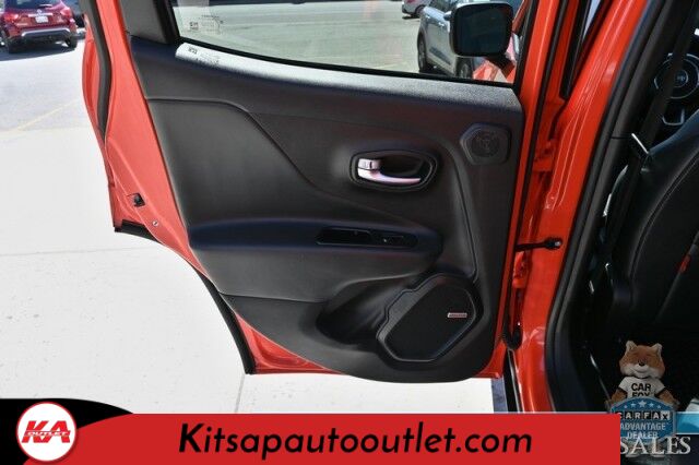 2021 Jeep Renegade Trailhawk / 4X4 / Power & Heated Leather Seats / Heated Steering Wheel / Navigation / Sunroof / Auto Start / Kenwood Speakers / Blind Spot Alert / Apple CarPlay & Android Auto / Back Up Camera / 1-Owner Banglore