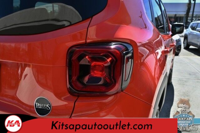 2021 Jeep Renegade Trailhawk / 4X4 / Power & Heated Leather Seats / Heated Steering Wheel / Navigation / Sunroof / Auto Start / Kenwood Speakers / Blind Spot Alert / Apple CarPlay & Android Auto / Back Up Camera / 1-Owner Banglore