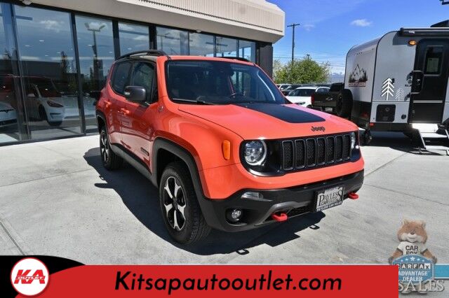 2021 Jeep Renegade Trailhawk / 4X4 / Power & Heated Leather Seats / Heated Steering Wheel / Navigation / Sunroof / Auto Start / Kenwood Speakers / Blind Spot Alert / Apple CarPlay & Android Auto / Back Up Camera / 1-Owner Banglore