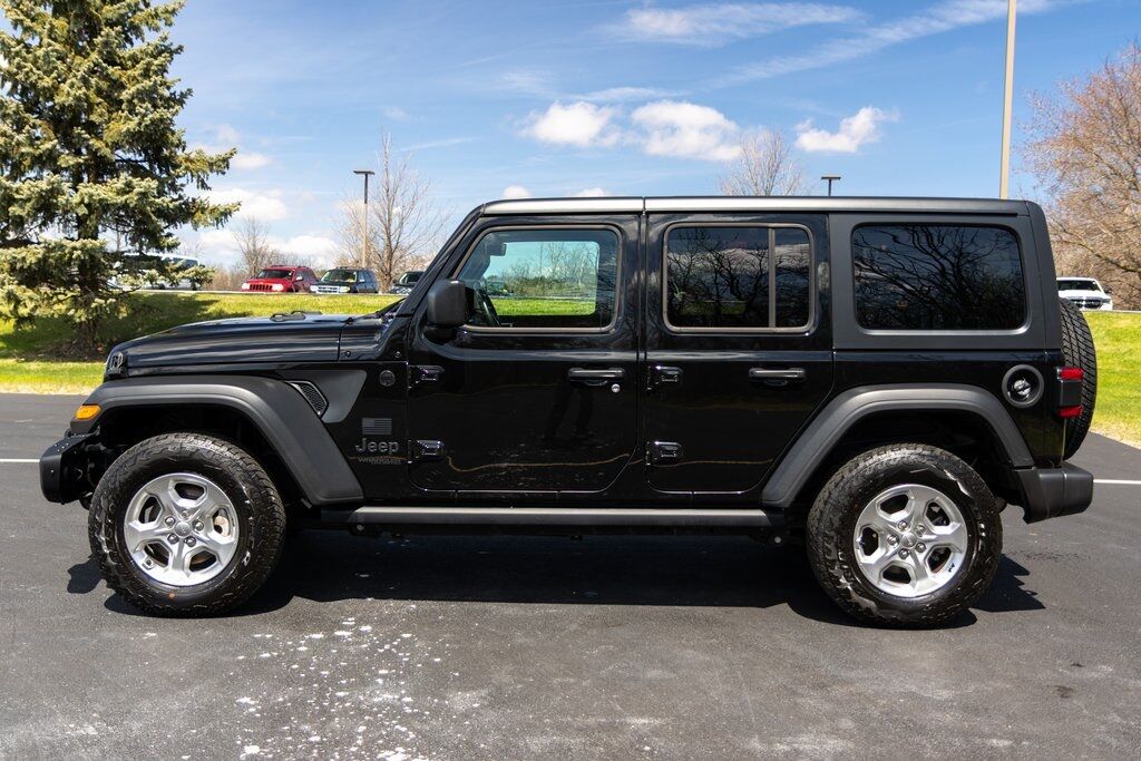 2021 Jeep Wrangler Unlimited Freedom Edition Racine WI