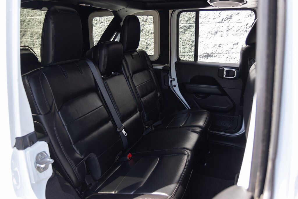 2021 Jeep Wrangler Unlimited Sahara Altitude Kenosha WI
