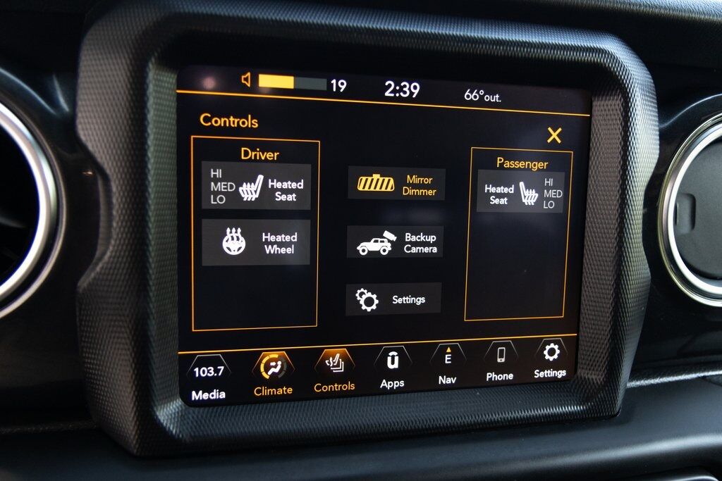 2021 Jeep Wrangler Unlimited Sahara Altitude Kenosha WI