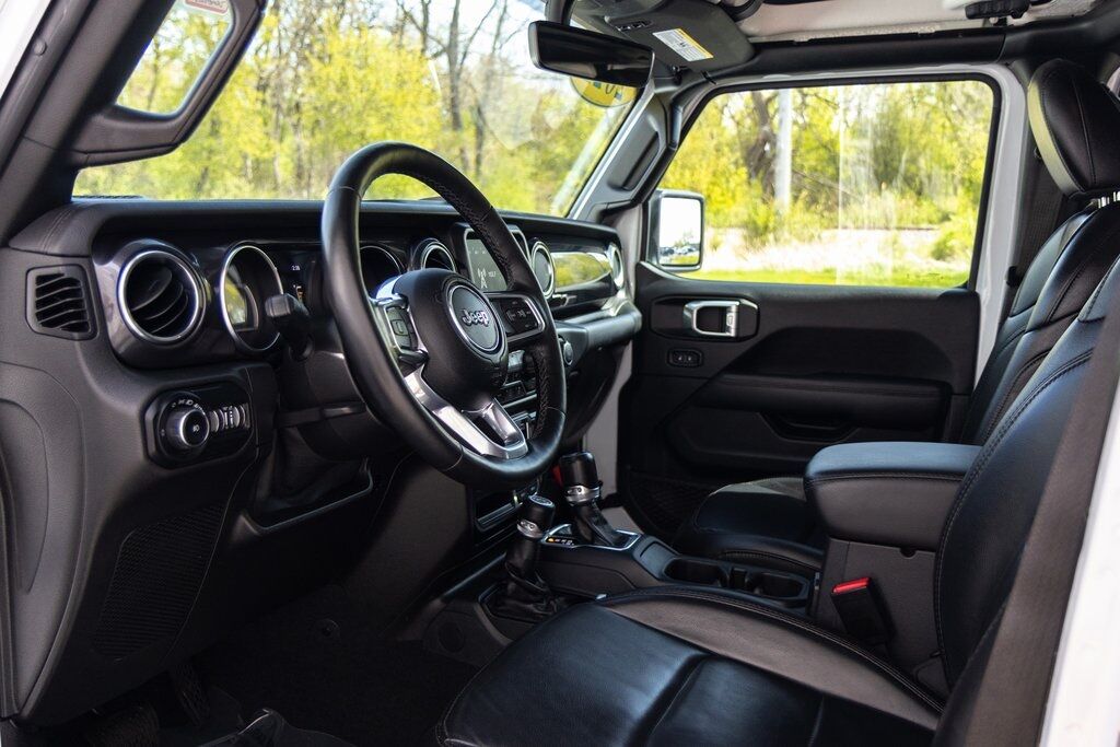 2021 Jeep Wrangler Unlimited Sahara Altitude Kenosha WI