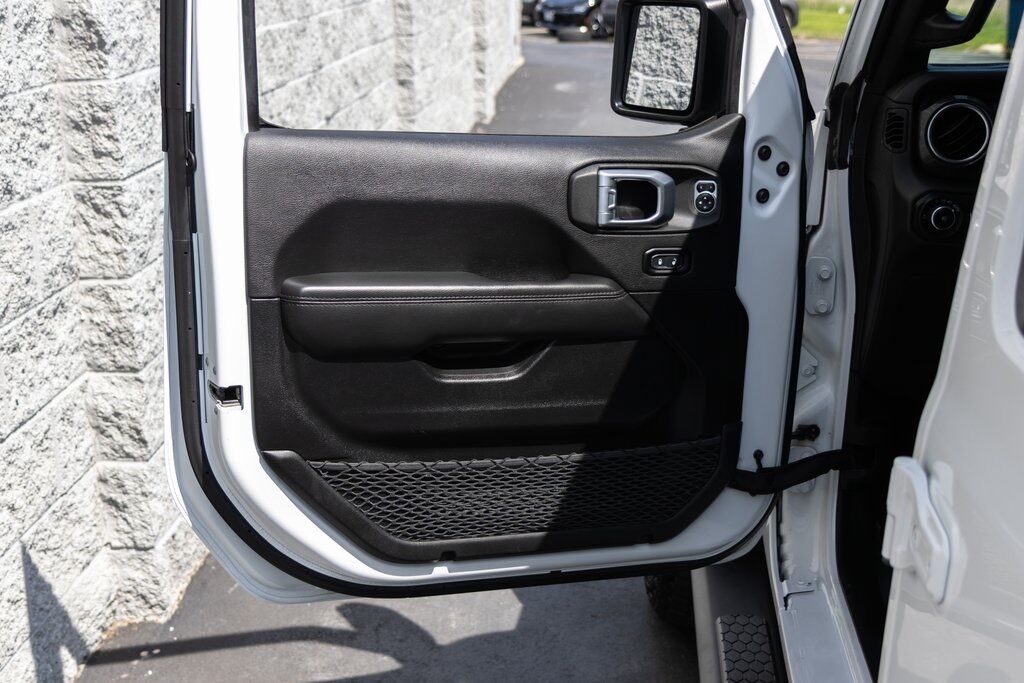 2021 Jeep Wrangler Unlimited Sahara Altitude Kenosha WI