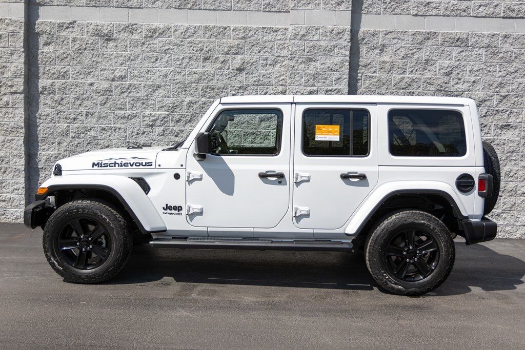 2021 Jeep Wrangler Unlimited Sahara Altitude Kenosha WI