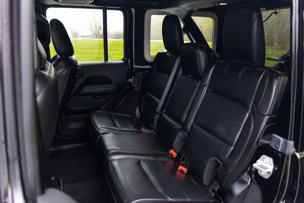 2021 Jeep Wrangler Unlimited Sahara Altitude Racine WI