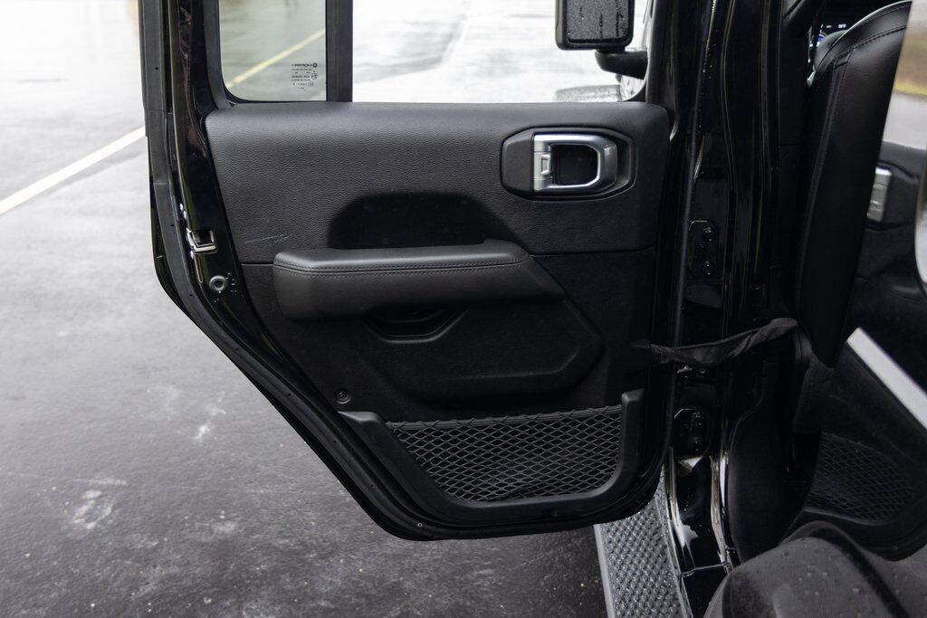 2021 Jeep Wrangler Unlimited Sahara Altitude Racine WI