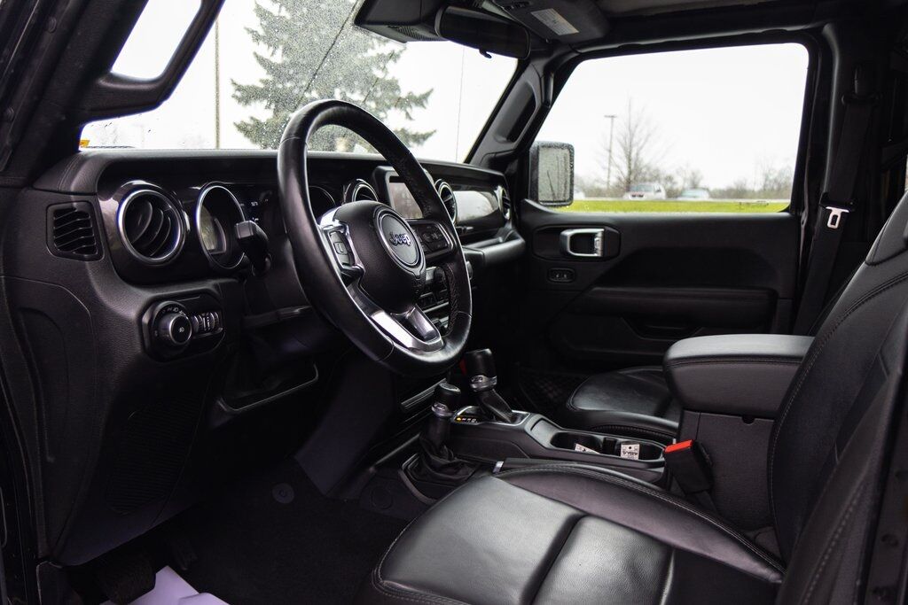 2021 Jeep Wrangler Unlimited Sahara Altitude Racine WI