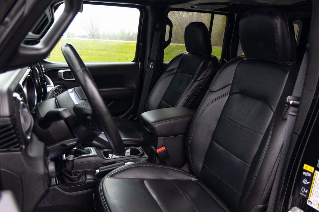 2021 Jeep Wrangler Unlimited Sahara Altitude Racine WI