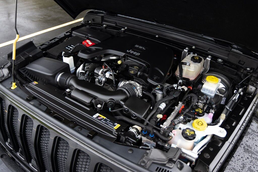 2021 Jeep Wrangler Unlimited Sahara Altitude Racine WI